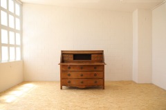 Aufsatzschreibkommode Barock, um 1750, unrestauriert Fr. 2500, restauriert Fr. 7500.-